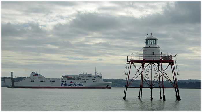  Spit Bank Lighthouse and Ferry
