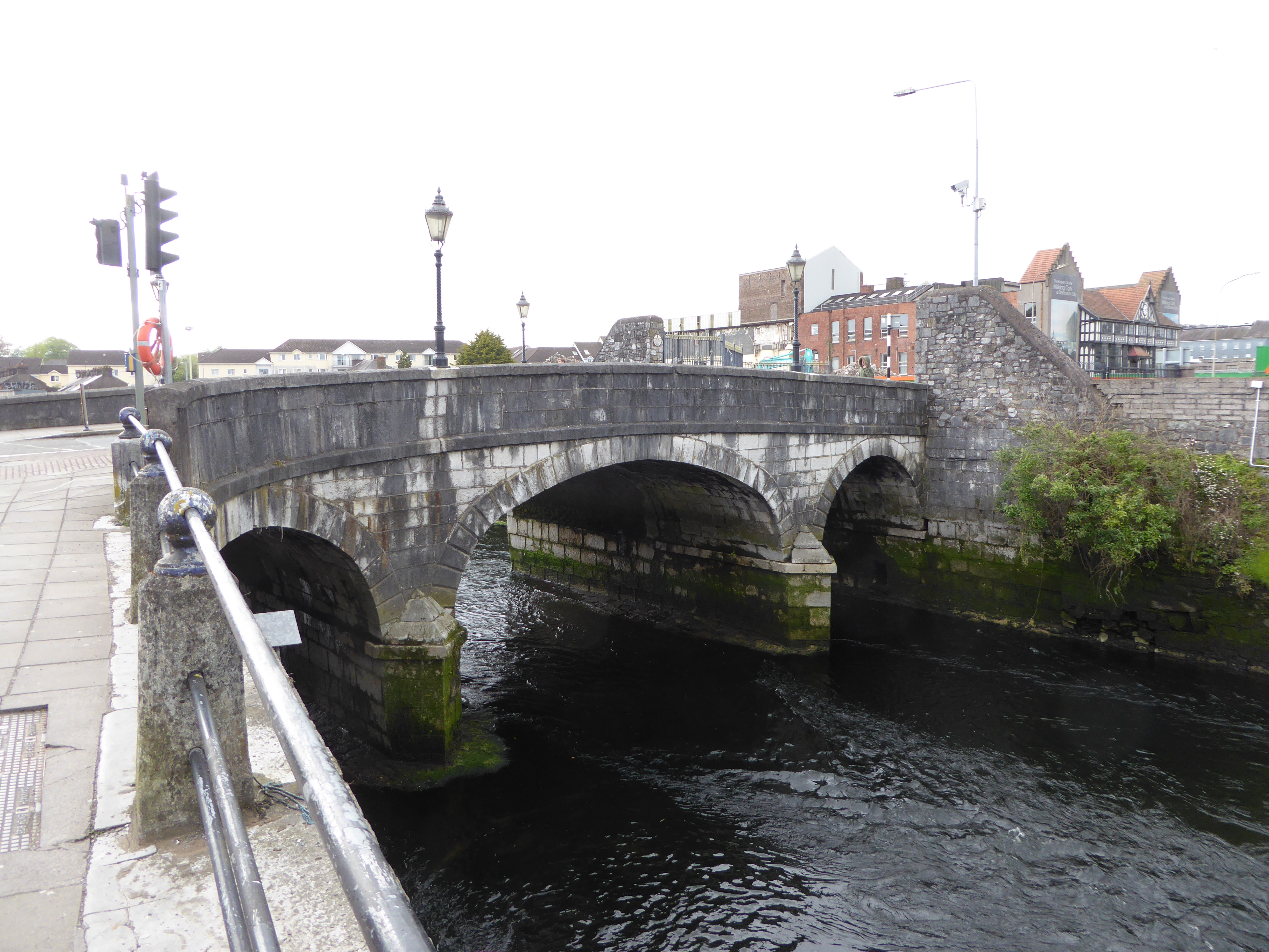 Old County Gaol South Gate Bridge